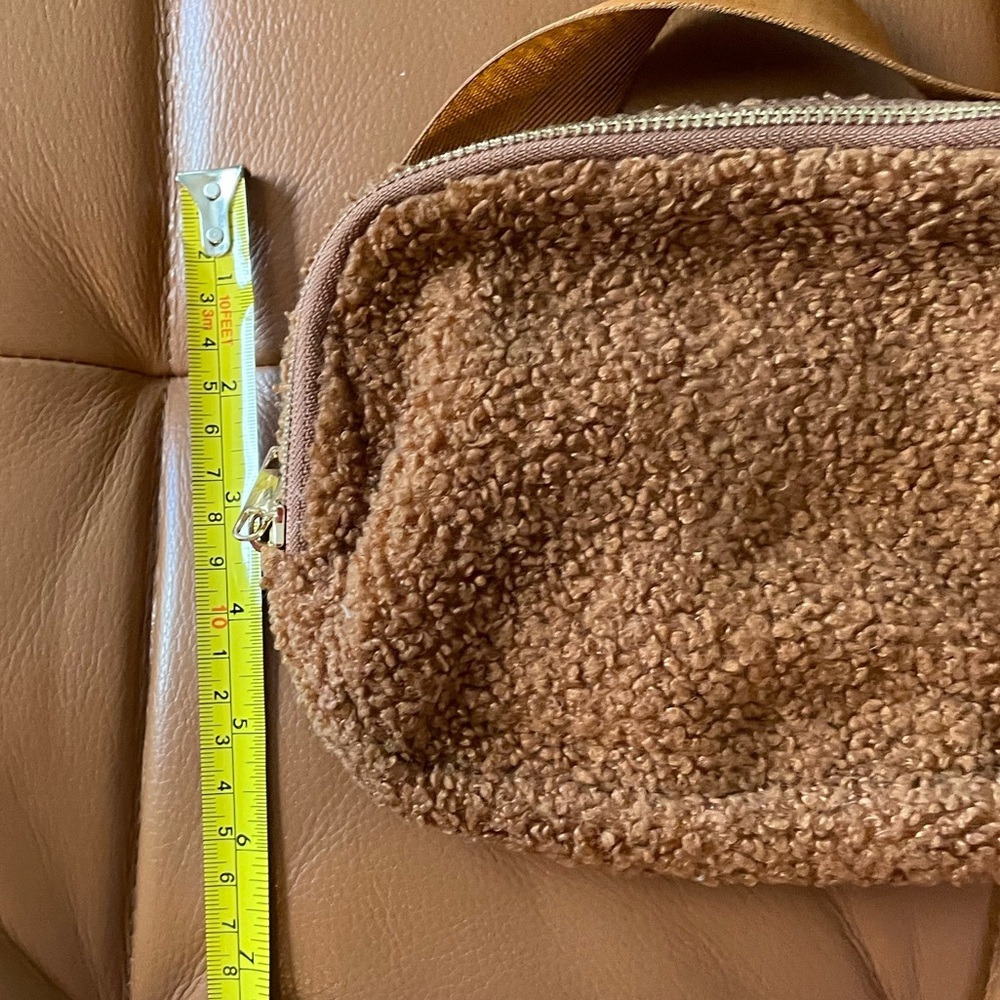 EUC • Caramel Brown Sherpa Belt Bag/Crossbody Bag. Measurements in pictures. - Picture 10 of 10